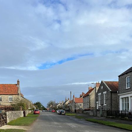 Woodward Farm House Appleton le Moors Buitenkant foto
